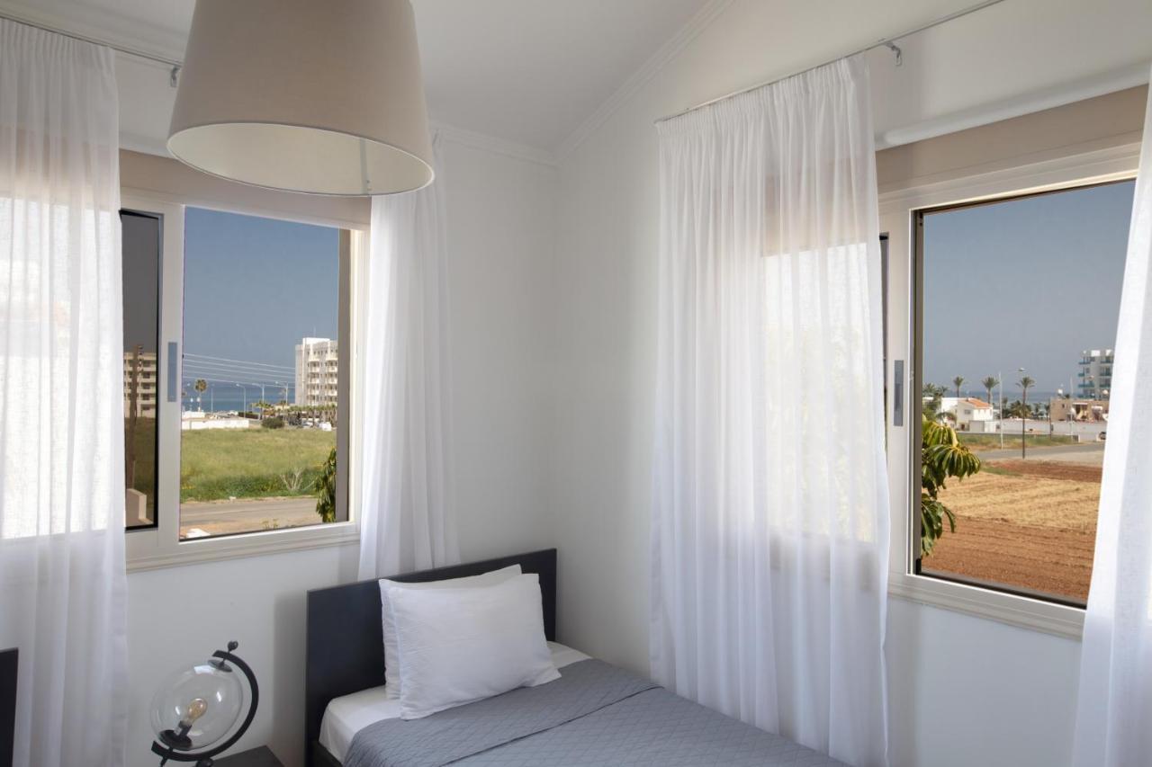 פרוטאראס Tonia Seaview Villas מראה חיצוני תמונה