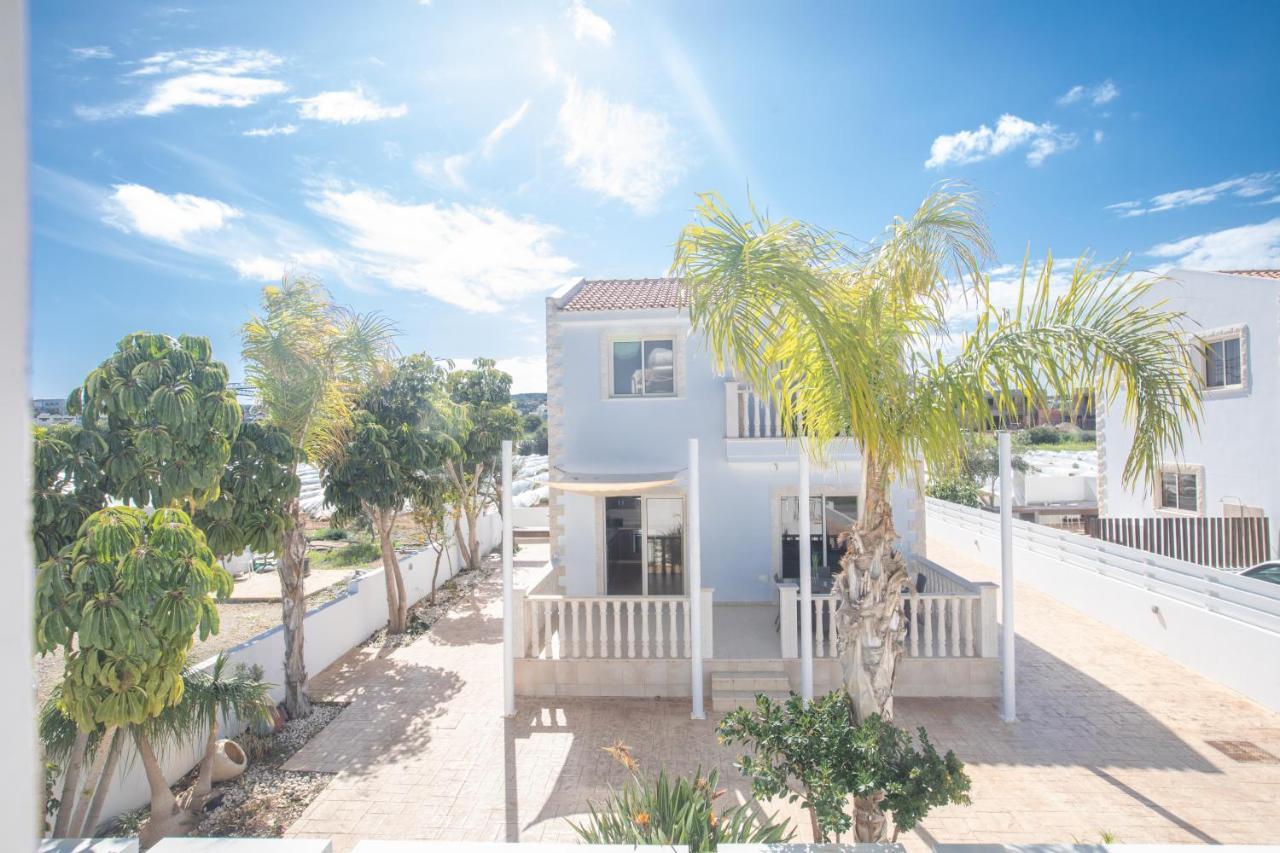 פרוטאראס Tonia Seaview Villas מראה חיצוני תמונה