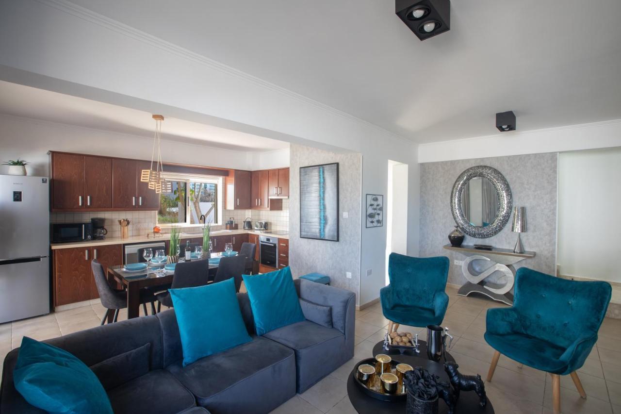 פרוטאראס Tonia Seaview Villas מראה חיצוני תמונה