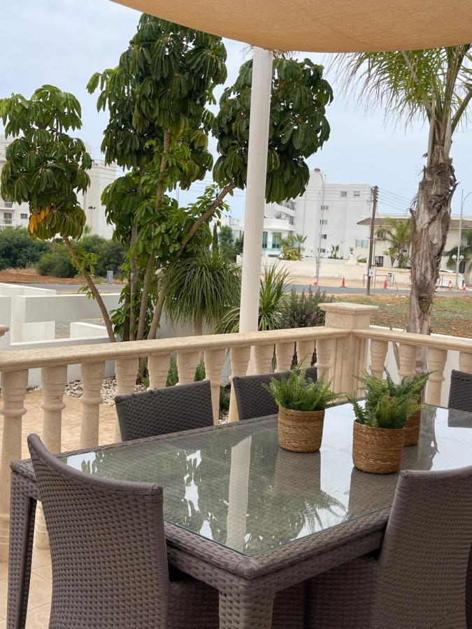 פרוטאראס Tonia Seaview Villas מראה חיצוני תמונה